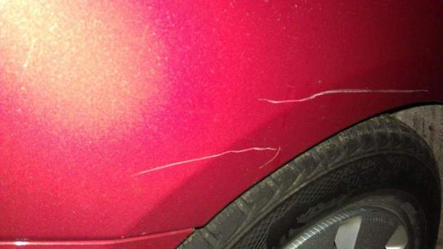 Кто-то повредил машину на стоянке в мое отсутствие - что делать?