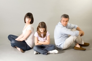 Уклонение родителя от исполнения родительских обязанностей - как доказать, последствия, куда обращаться