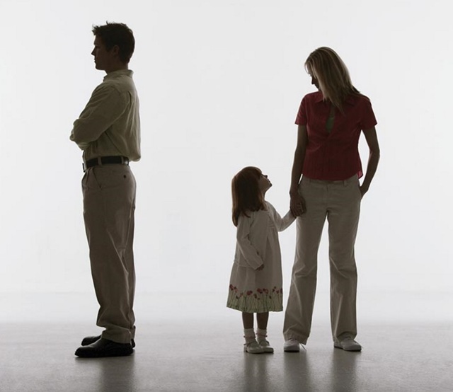 Платятся ли алименты после лишения родительских прав - почему бывший муж перестал их перечислять?