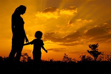 Как матери доказать отцовство если отец против: через суд, чтобы он платил алименты, живем вне брака